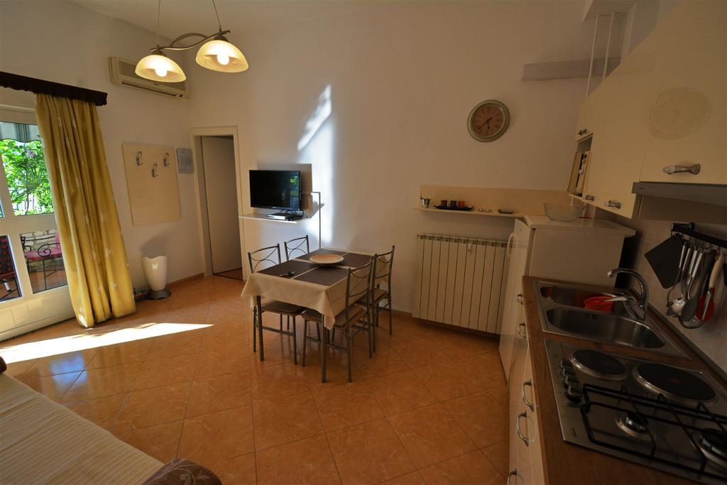 Apartments Nela بوريتش المظهر الخارجي الصورة