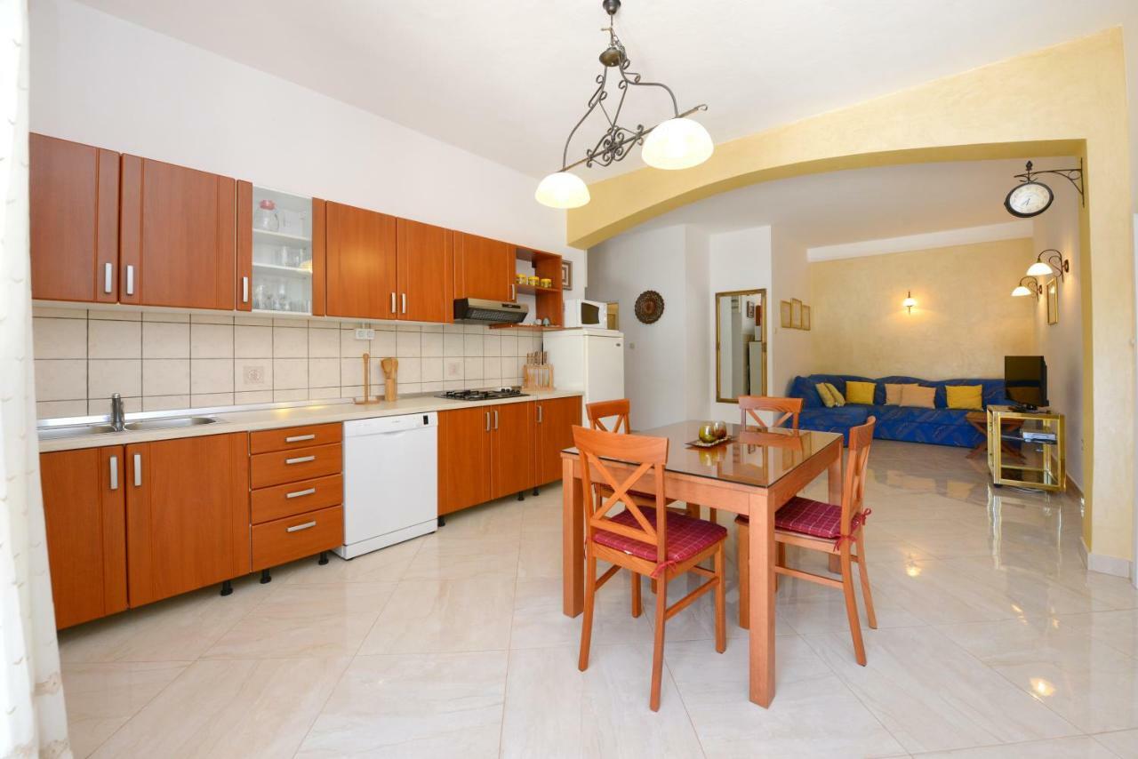 Apartments Nela بوريتش المظهر الخارجي الصورة